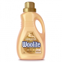 Produkt oferowany przez sklep:  Woolite Pro-Care płyn do prania z keratyną 900 ml
